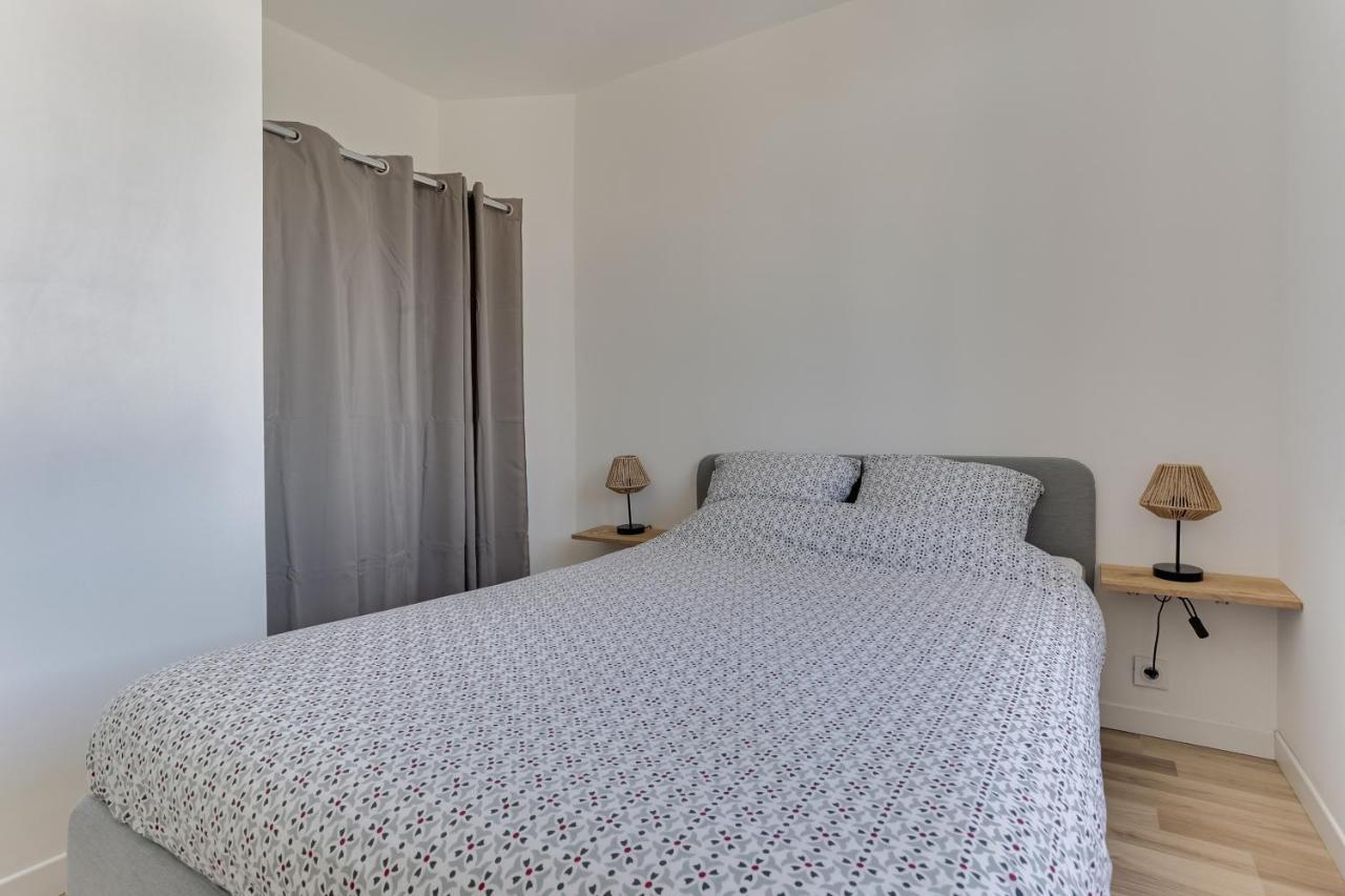 Cosy Cottage Proche Gare วานส์ ภายนอก รูปภาพ